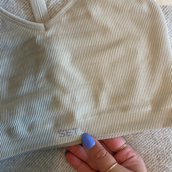 Set Active Sculptflex Top in Frost/Grey - Picture 2 of 3